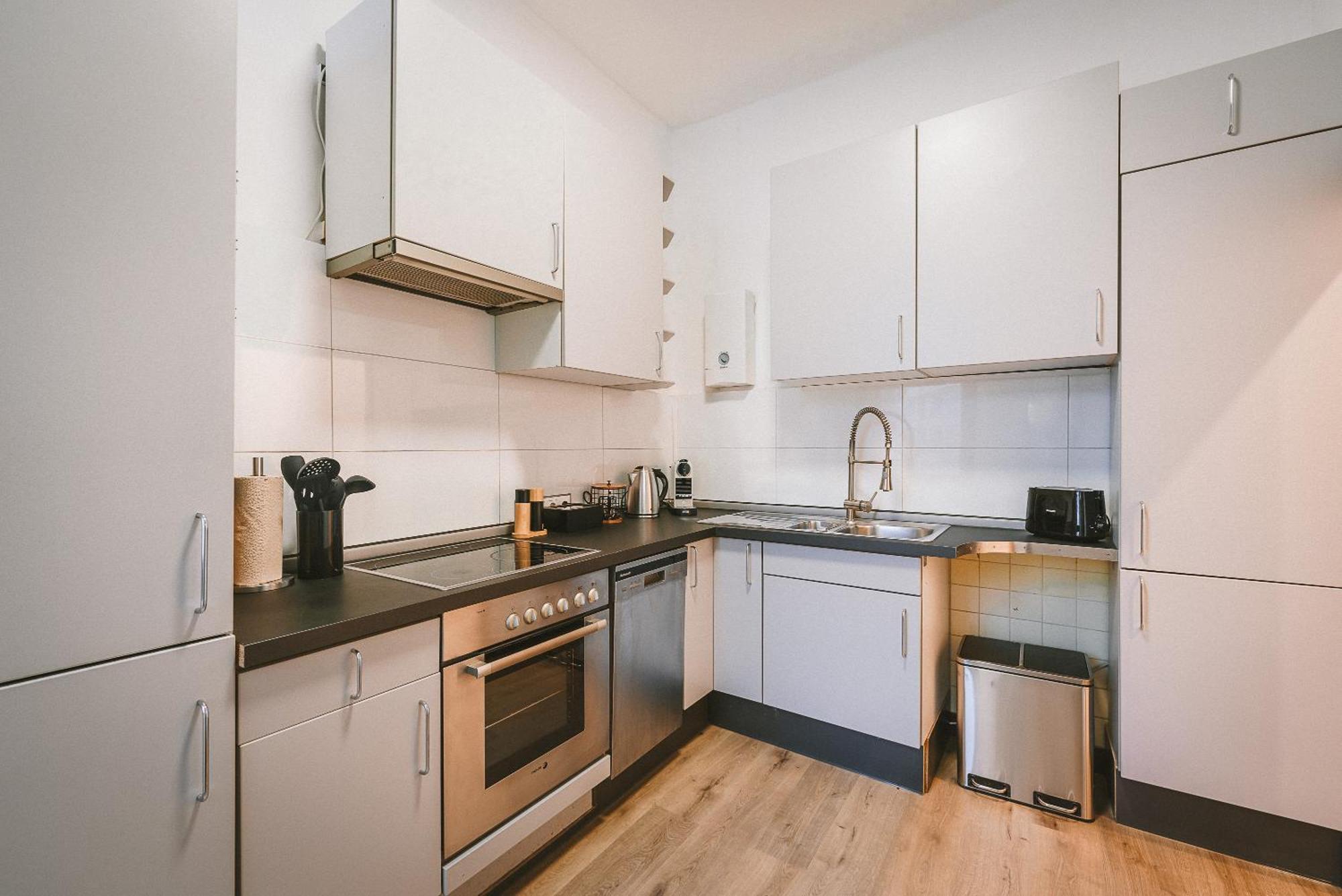 Sadebo 1 Bis 16 Gaeste In 3 Apartment