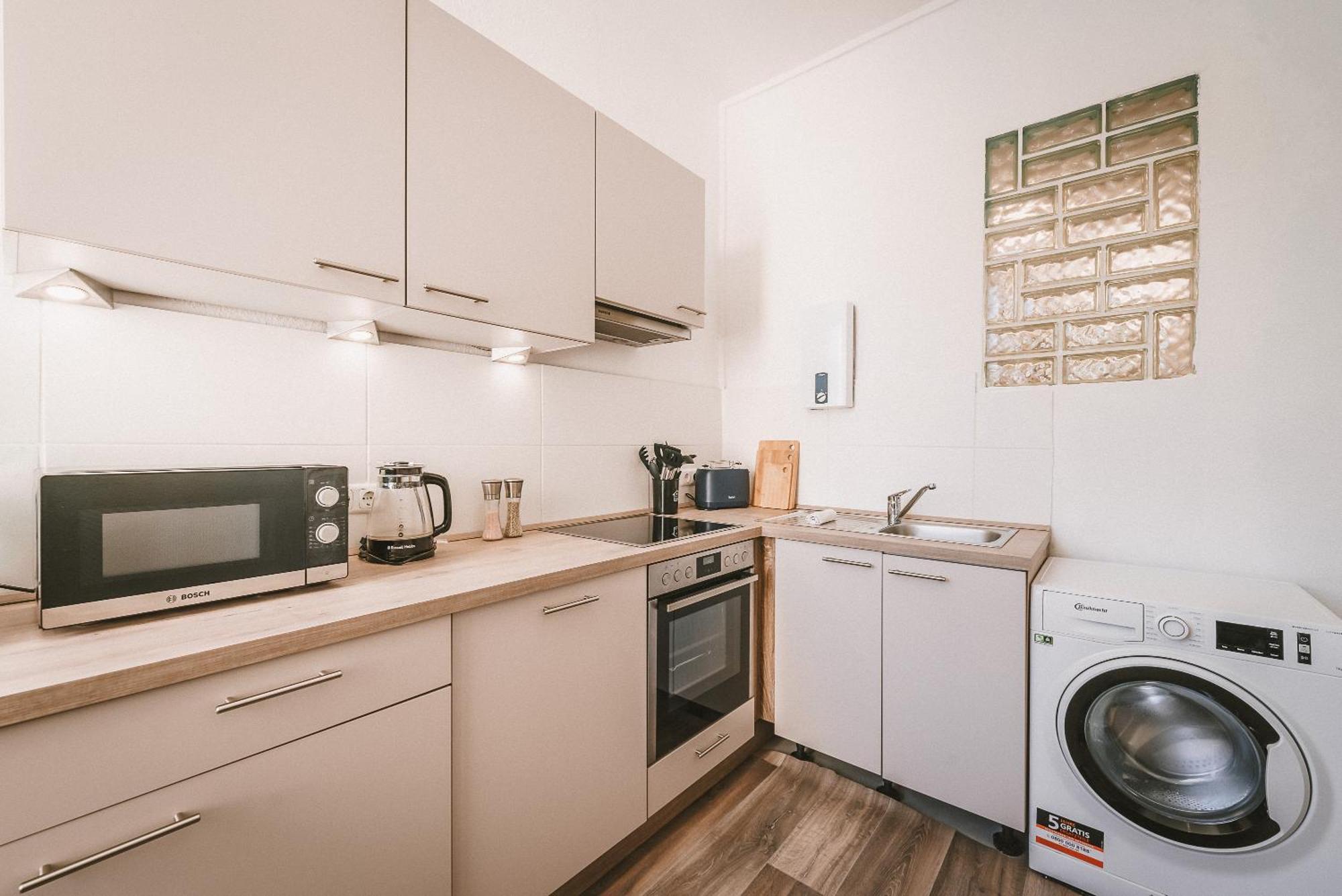 Sadebo 1 Bis 16 Gaeste In 3 Apartment