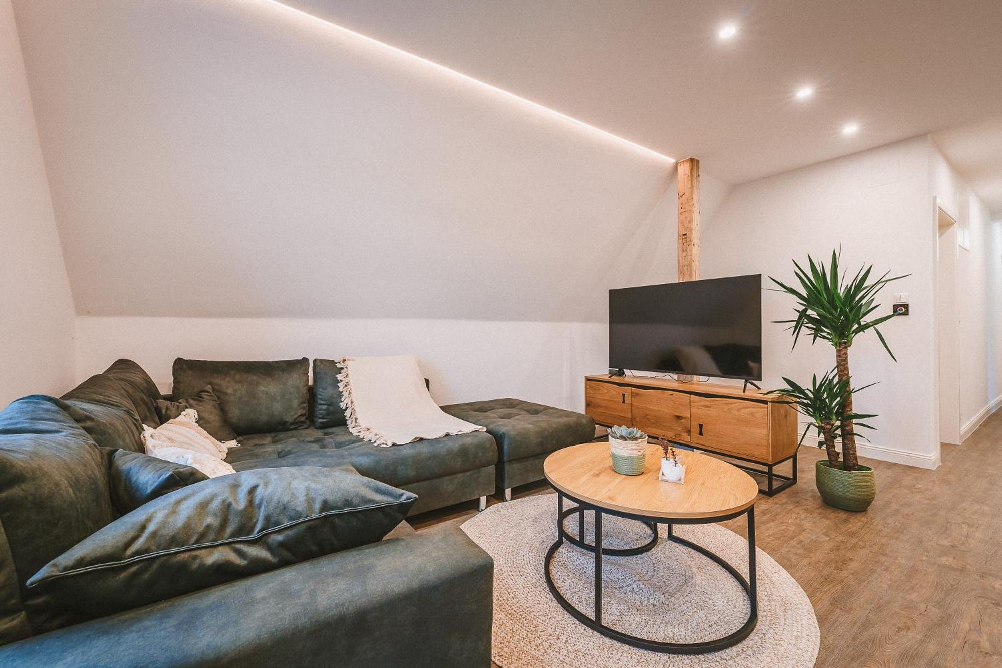 Sadebo 1 Bis 16 Gaeste In 3 Apartment